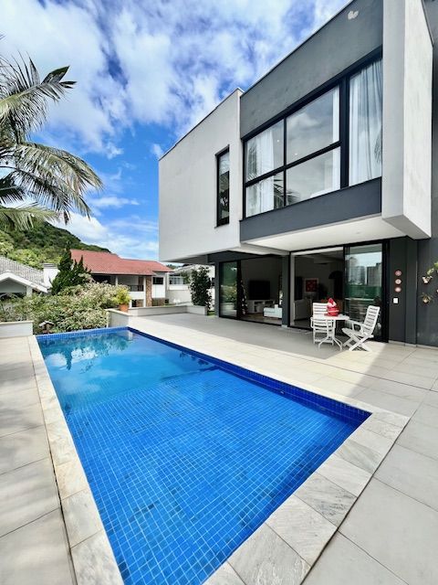 Fachada Casa Ariribá